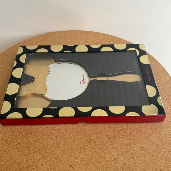 Disney Minnie Beauty by Sephora Gold finished Hand-held Mirror with orig box - Picture 11 of 16